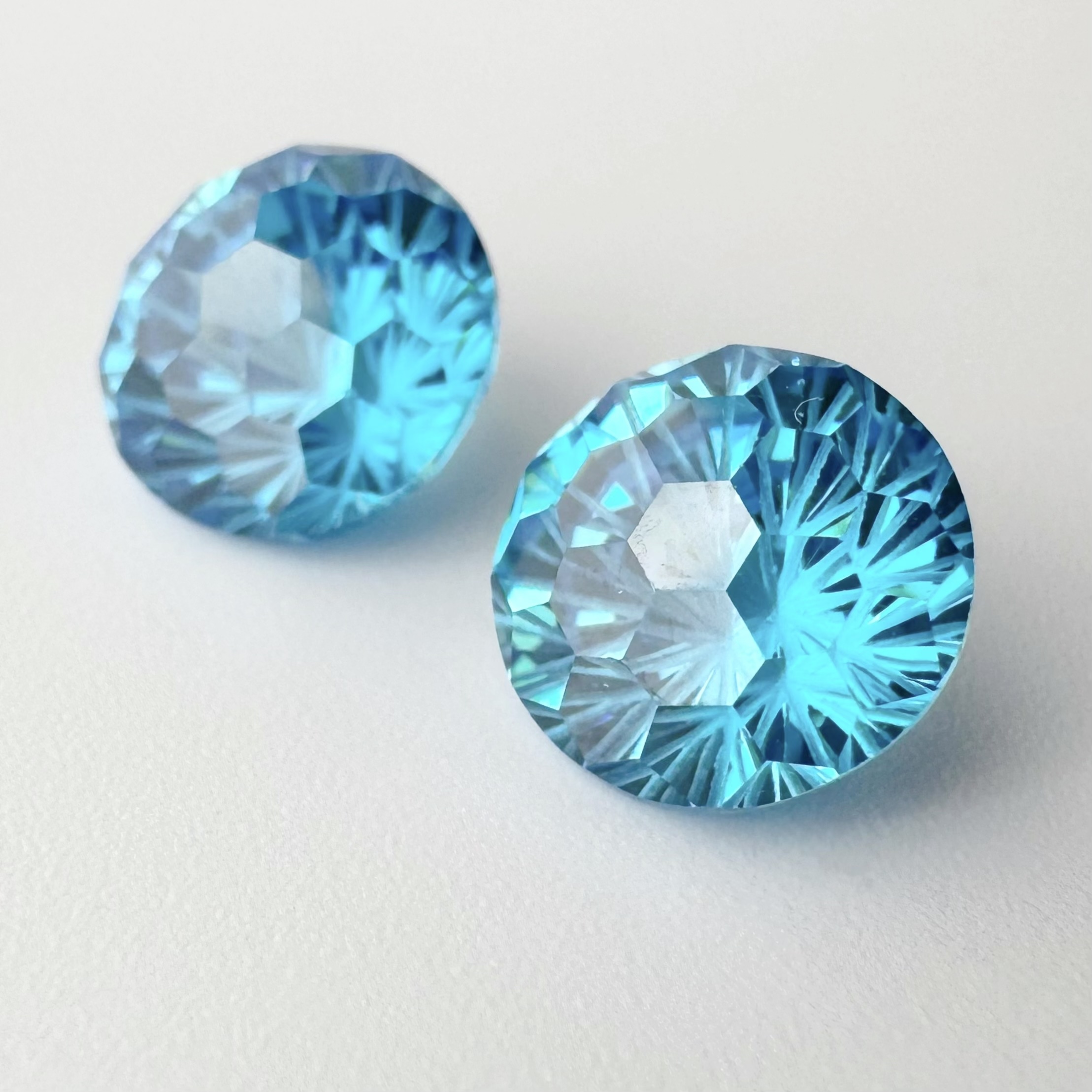 【受注生産】花火カット CZ 青系 #02 青映|10mm・8mm・6mm対応|キュービックジルコニア ルース 卸売 - 画像 (4)